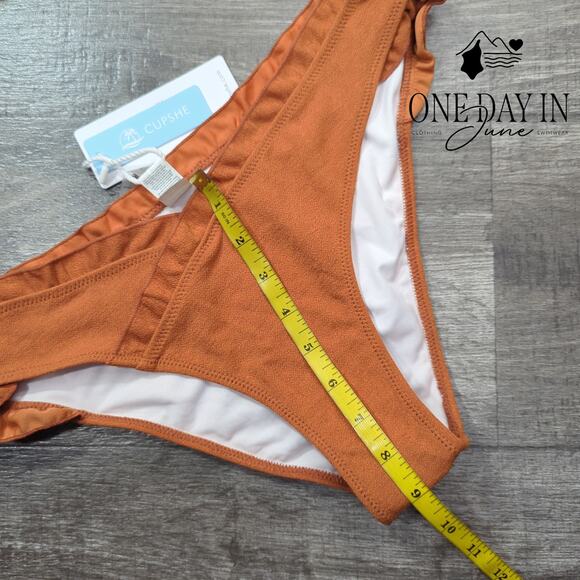 Cupshe Lettuce Edge Bikini Swimsuit Size M - Picture 4 of 5